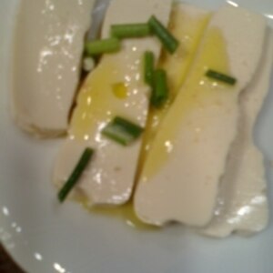 塩麹豆腐でカプレーゼ！モッツァレラチーズ風